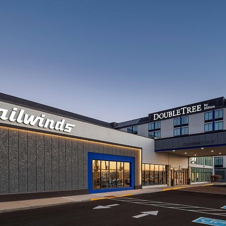Hotel Doubletree By Hilton Madison East Esterno foto