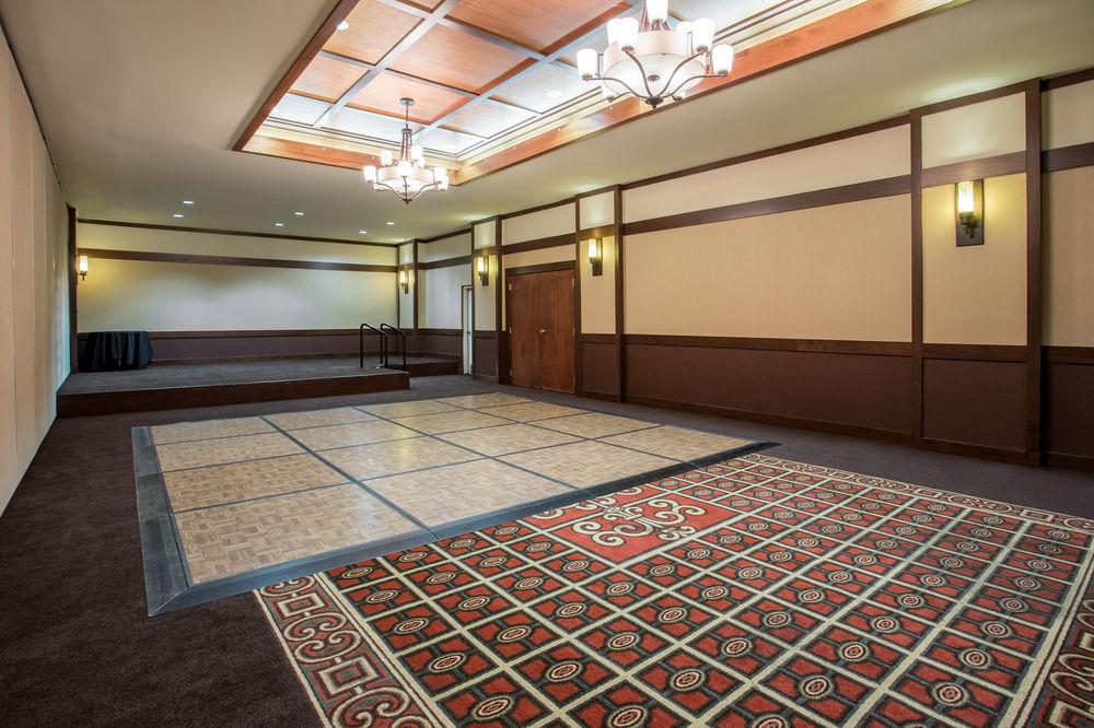 Hotel Doubletree By Hilton Madison East Esterno foto