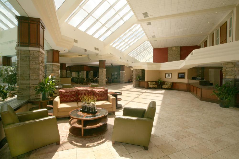 Hotel Doubletree By Hilton Madison East Esterno foto