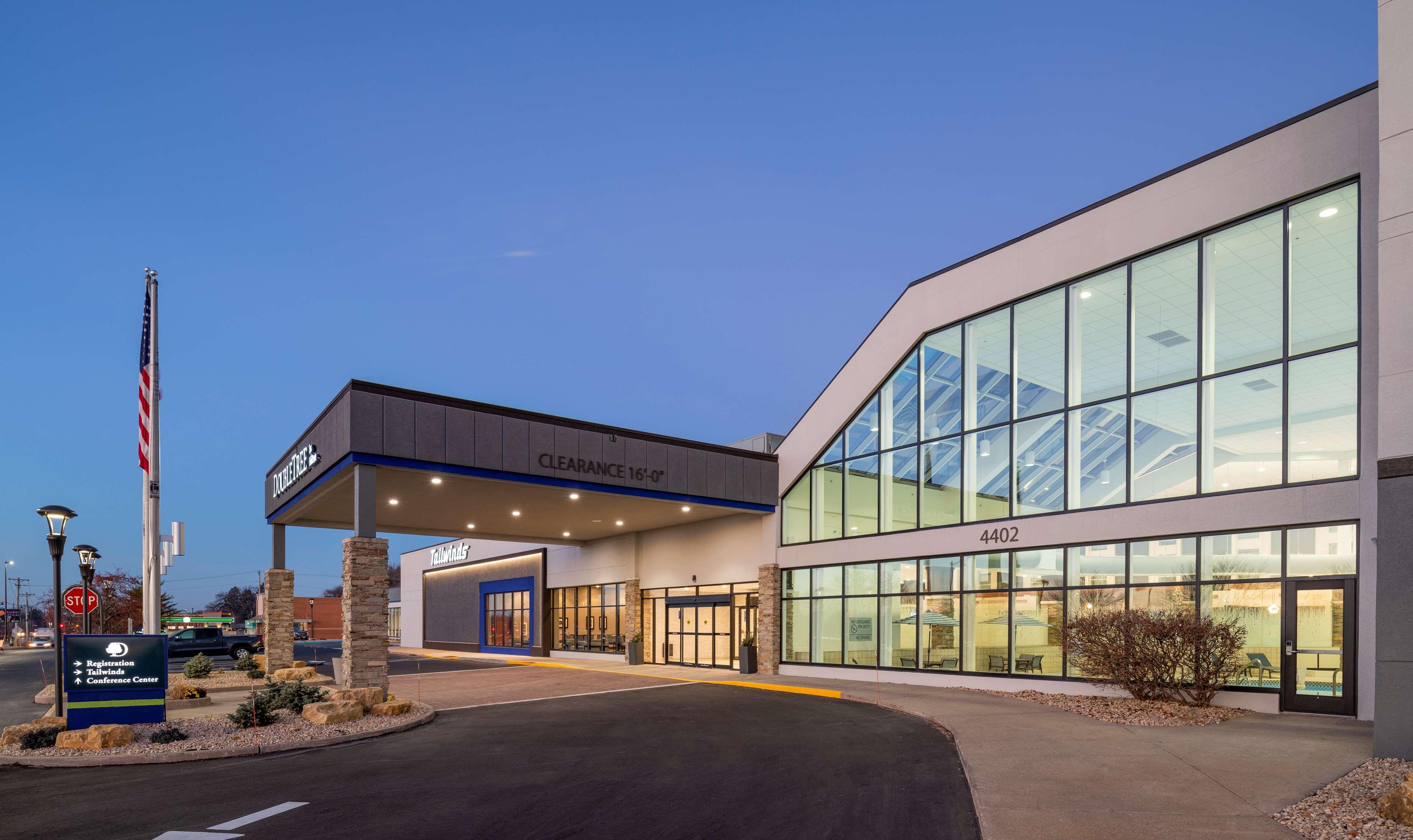 Hotel Doubletree By Hilton Madison East Esterno foto