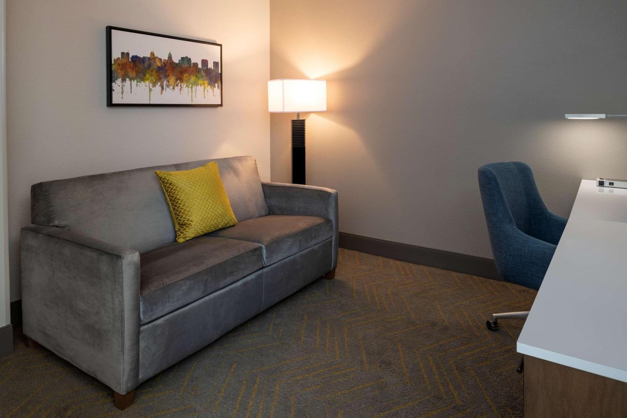Hotel Doubletree By Hilton Madison East Esterno foto