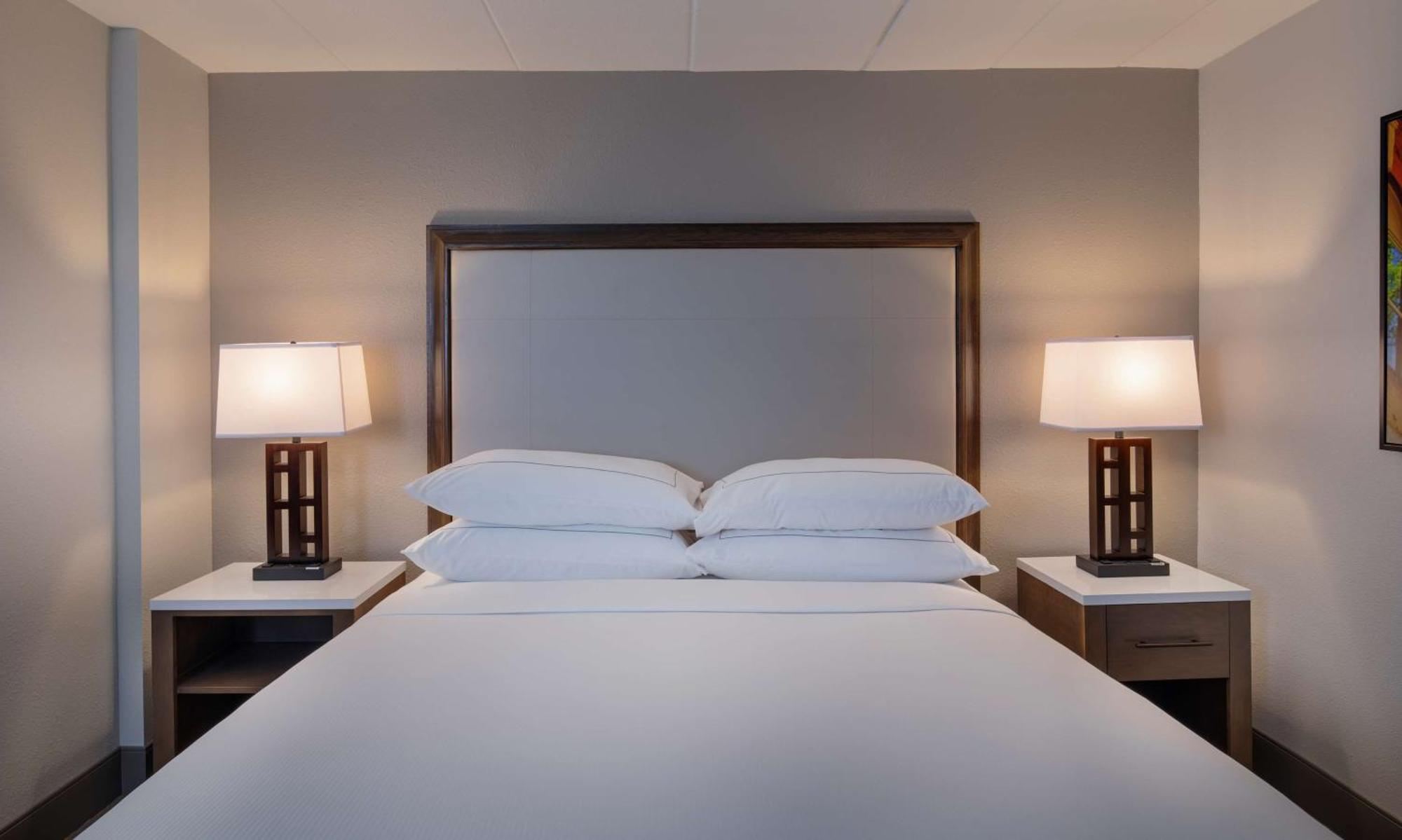 Hotel Doubletree By Hilton Madison East Esterno foto